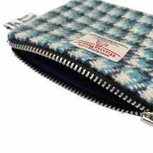 Load image into Gallery viewer, Turquoise Blue &amp; Navy Houndstooth Harris Tweed Coin Purse
