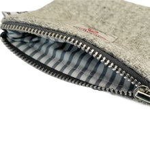 Load image into Gallery viewer, Harbour Grey Harris Tweed Coin Purse
